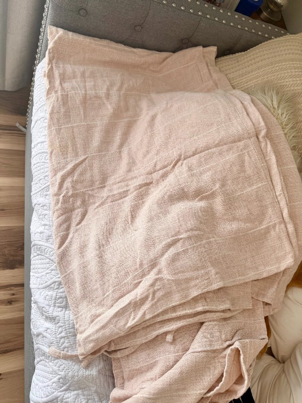 Urban Outfitters UO Home Queen Duvet Cover -Pink/White Pinstripe